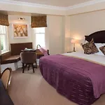 Baileys Hotel