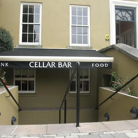 Baileys Cashel (Tipperary)