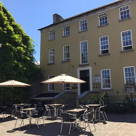 Baileys Hotel 4*