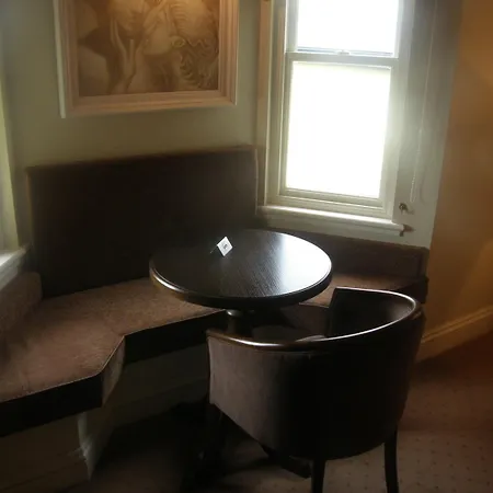 Hotel Baileys